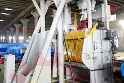 Q15GL金屬履帶拋丸機(jī)