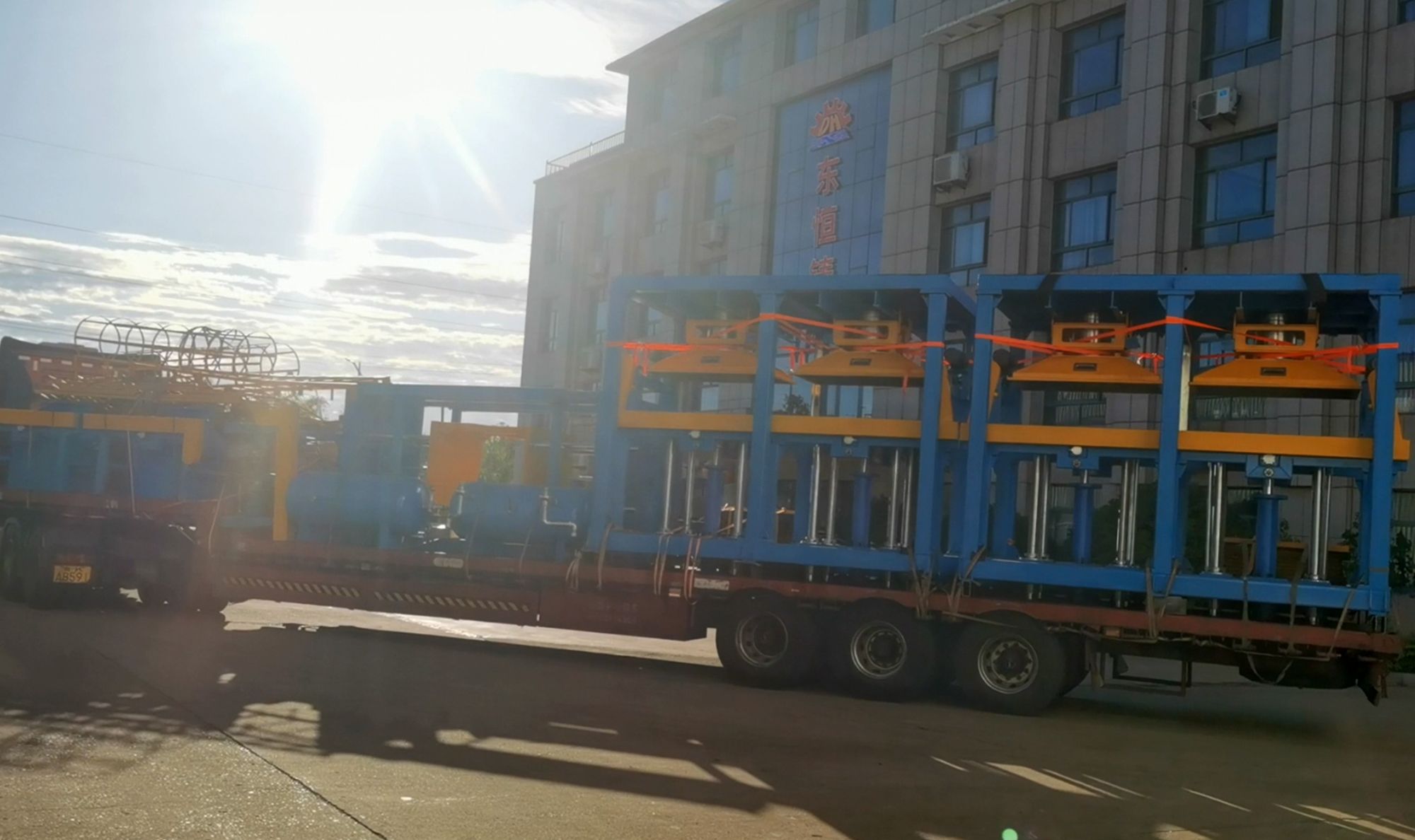 1ae5571e35802f77cb63a2269e3efb7a 拷貝